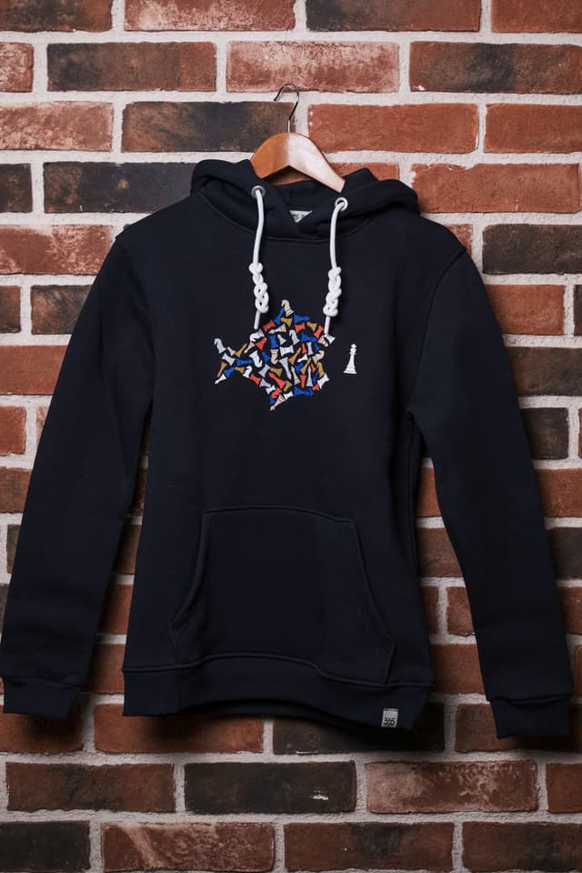 Balık Desenli Satranç Hoodie resmi